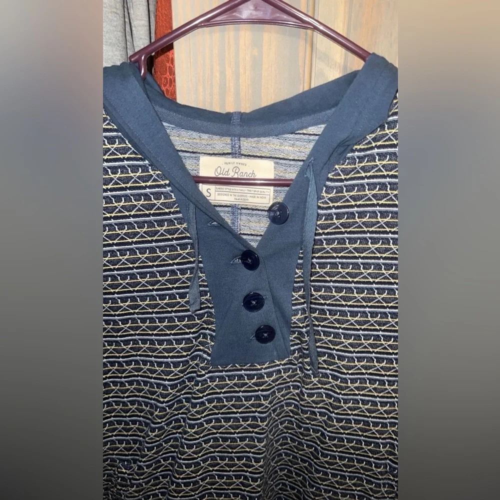Old Ranch Hooded Top - Picture 3 of 4
